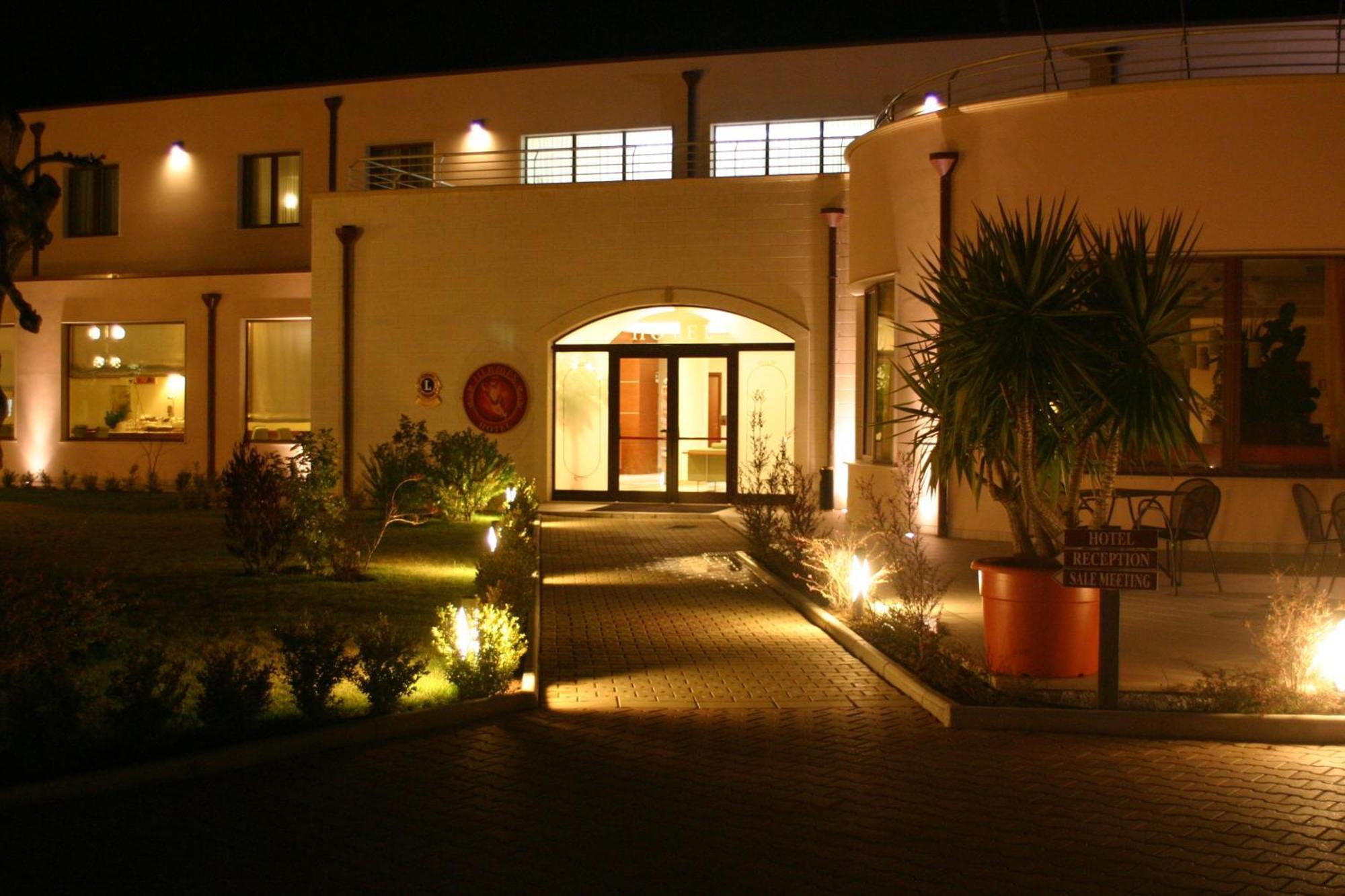 Hermes Hotel Policoro Kültér fotó