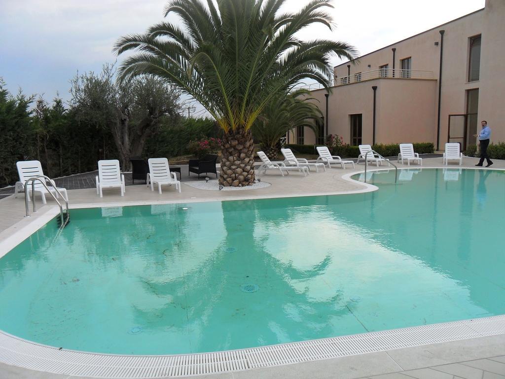 Hermes Hotel Policoro Kültér fotó