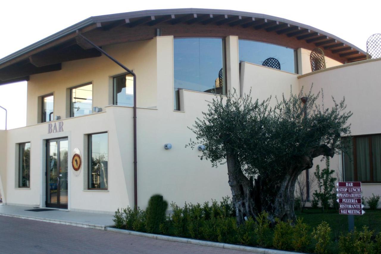 Hermes Hotel Policoro Kültér fotó